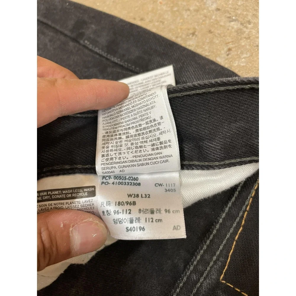 Levis 505 Jeans Mens 38x32 Black‎ Denim Straight Leg Zip Fly PC9 00505-0260